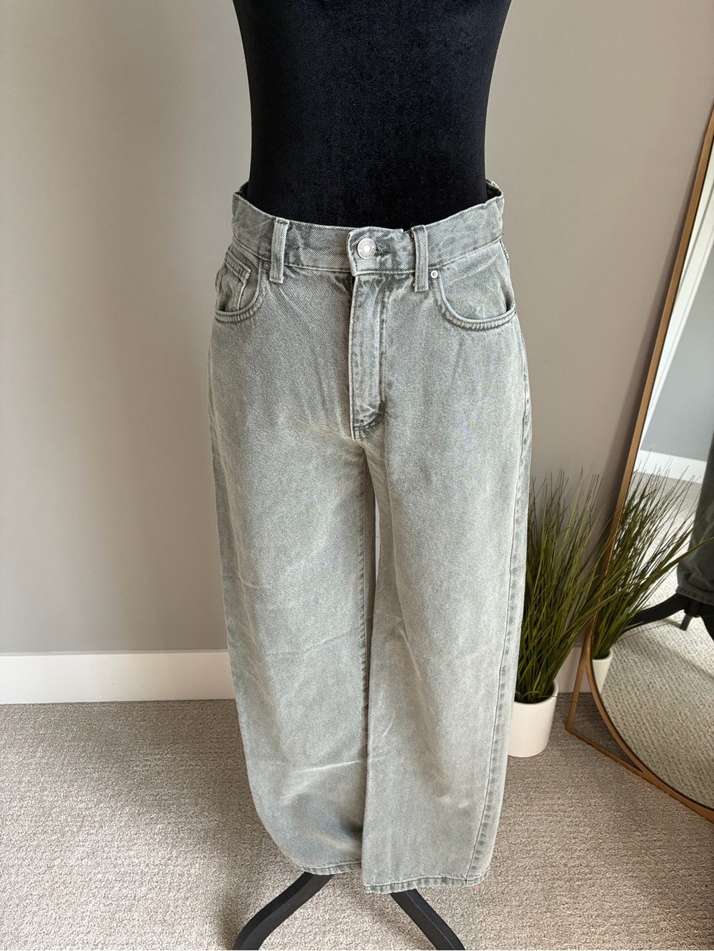 Cotton On Straight Leg Jeans in Washed Green